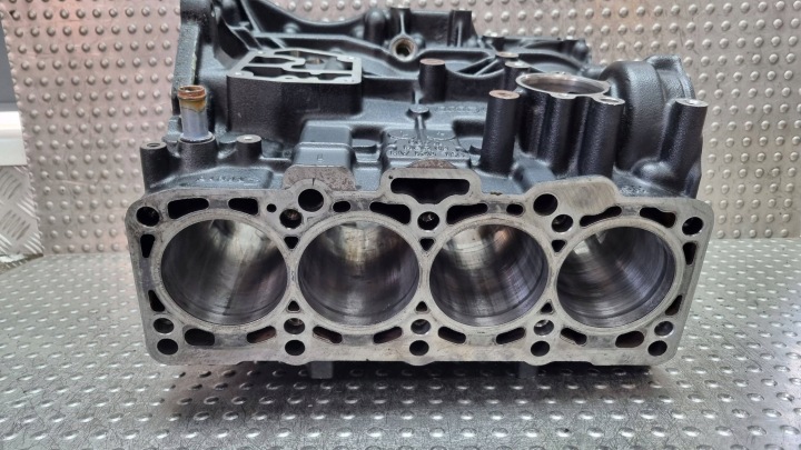 BLOC MOTEUR NOMINAL 03L021AH CBB AUDI A3 8P PASSAT B7 CC TIGUAN I 2.0TDI