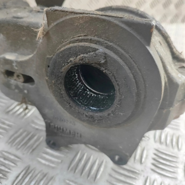 BRAS DE SUSPENSION ARRIÈRE TRIUMPH SPRINT 2055231 31660752 1.1L 92KW 2009