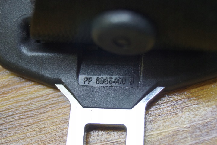 CEINTURE DE SÉCURITÉ DROIT ARRIÈRE BMW X5 E70 606345600A