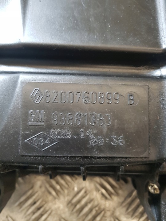 CHÂSSIS FILTRE AIR RENAULT TRAFIC 2 8200760899B
