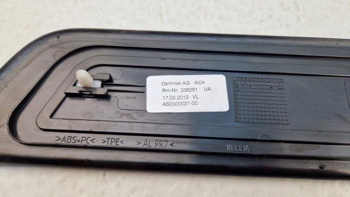 BMW 5 F10 M5 MOULURE REVÊTEMENT PROTECTION SEUIL GAUCHE AVANT 8050049