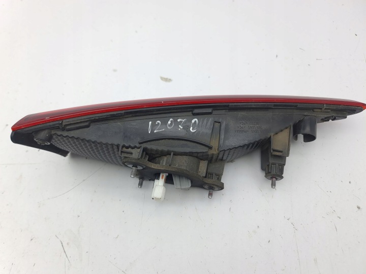 HYUNDAI KONA I 2020 PHARE ARRIÈRE DANS CLAPET 92404J9000