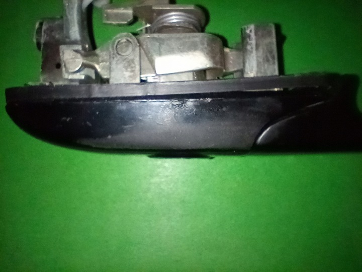 POIGNÉE PASSAT 93 96 3A0837206D DROITE AVANT