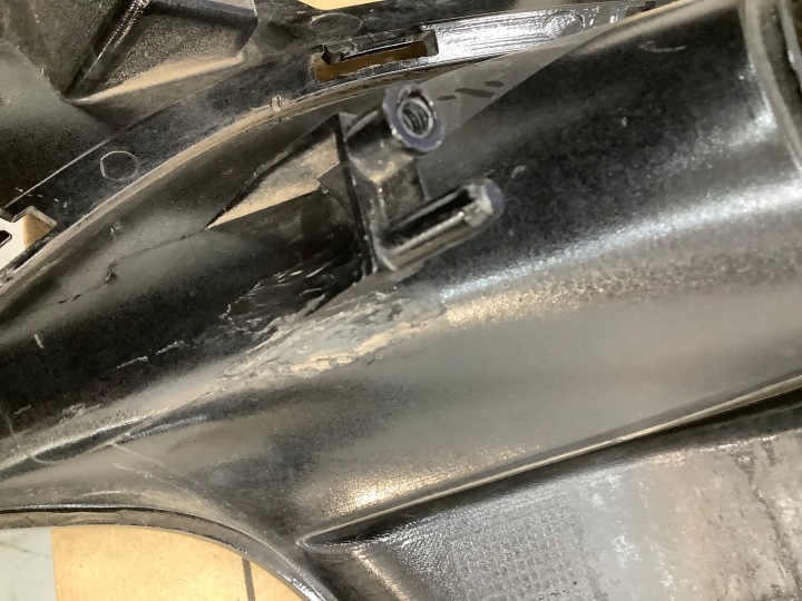 HYUNDAI I30 LANTERNE DRL+KRATKA GAUCHE AVANT 92207 G4110. 86563 G4040