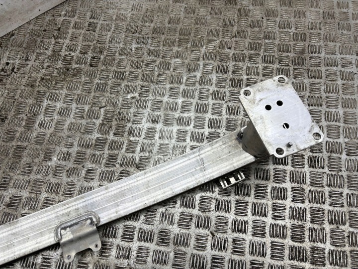 PEUGEOT 308 2022 POUTRE PARE-CHOCS AVANT 9837677880