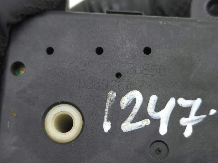 PETIT MOTEUR CLAPETS COLLECTEURS NISSAN X-TRAIL (T30) 3F12030850 2.2L DIESEL
