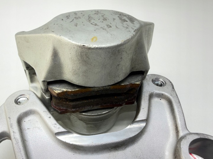 DUCATI MONSTER 696 796 08-15 ÉTRIER DE FREIN DE FREIN ARRIÈRE