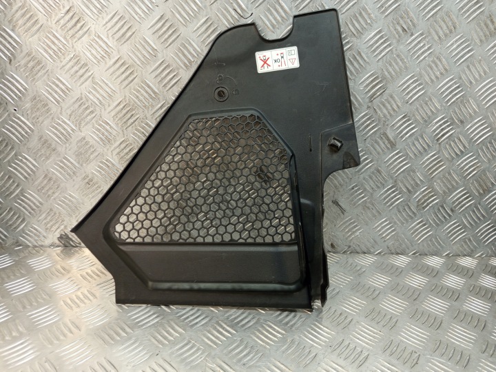 BMW G20 G21 PROTECTION ADMISSION AIR GAUCHE DOUBLURE DE PASSAGE DE ROUE GAUCHE AVANT 7427847
