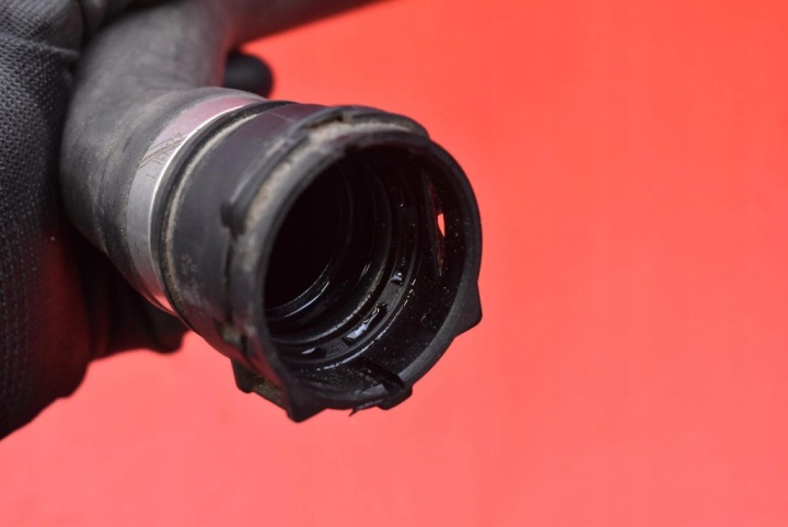 TUYAU FIL TUYAU EAU 17123421987 BMW X3 E83 2.0 D 177 KM LIFT 06-10