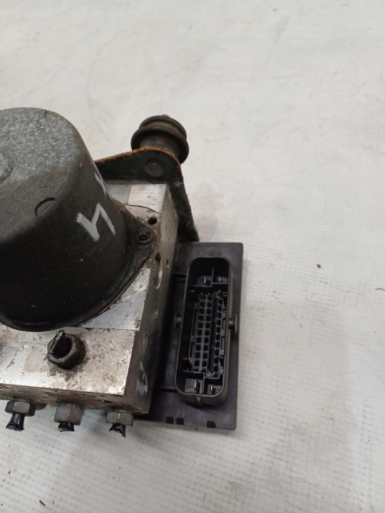 POMPE ABS AUDI A4 B8 8K0907379AQ