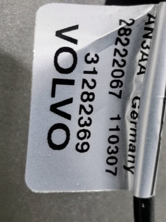 2011 VOLVO V60 COUVERCLES DE COFFRE COUVERCLES DE COFFRE DOT27AS3M53100