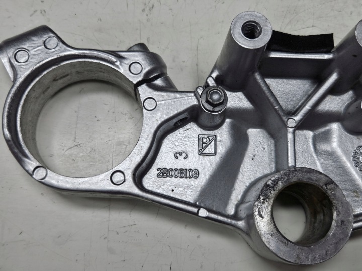 ÉTAGÈRE SUPÉRIEURE SUSPENSIONS APRILIA RS RS4 ABS 125 50 2011-2024