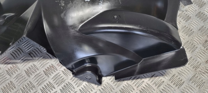 RENAULT MASTER III LIFT PASSAGE DE ROUE DROIT AVANT PIÈCE AVANT 638406859R