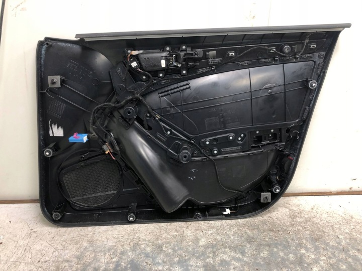 COLLECTEUR PORTES CUIR GAUCHE AVANT AUDI A4 B8 8K1867105