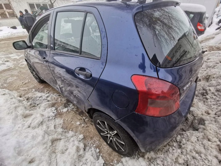 TOYOTA YARIS ORDINATEUR SRS AIRBAG – MODULE DIRECTEUR COUSSINS D'AIR 20