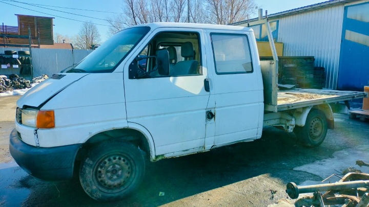 VW TRANSPORTER T4 DOKA 2000 PORTES AVANT GAUCHE