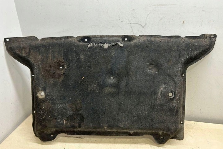 AUDI A8 D4 PROTECTION CHÂSSIS 4H0813851B