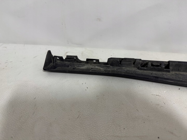VW GOLF VIII 8 R-LINE MOULURE SEUIL REVÊTEMENT DROITE 5H0853856