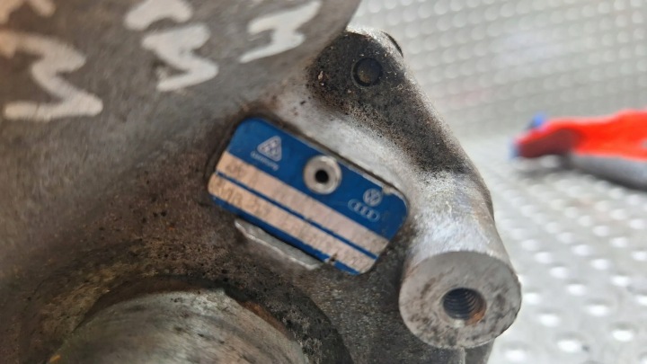 TURBINE TURBOCOMPRESSEUR 078145704T AUDI A6 C5 2.7BIT BES DROITE K03