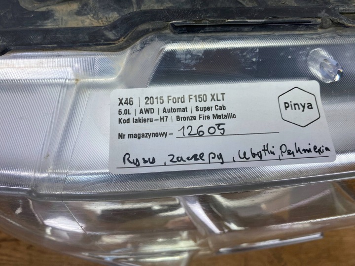 PROJECTEUR PHARE AVANT DROITE FORD F150 2015+