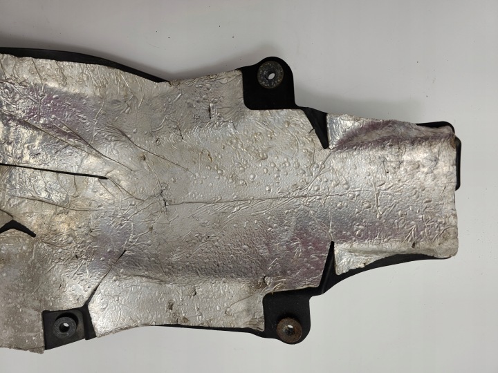 SUZUKI GSX 1300 B-KING 07-11 PASSAGE DE ROUE DÉFLECTEUR PROTECTION REMPLISSAGE ARRIÈRE