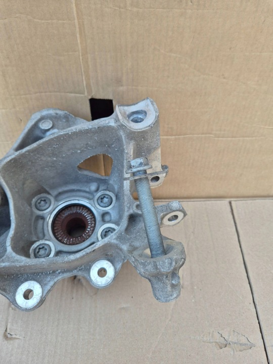 BMW 5 G60 ROTULE DE DIRECTION ARRIÈRE ARRIÈRE GAUCHE BRAS DE SUSPENSION 6898363
