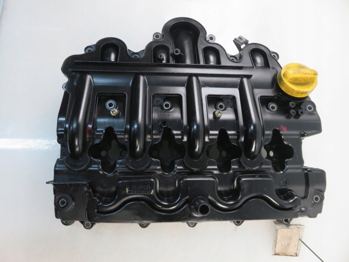 COUVERCLE DE SOUPAPES RENAULT ESPACE IV 2.2 DCI 8200277372