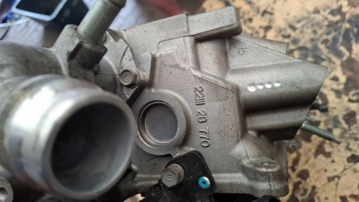 CULASSE MOTEUR ARBRES ROUES 22111-2B770 TUCSON III KIA SPORTAGE IV 1.6 T-GDI