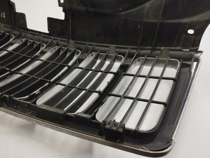 JEEP GRAND CHEROKEE (WK) 2005 CALANDRE GRILLE CALANDRE SUPÉRIEURE RADIATEUR