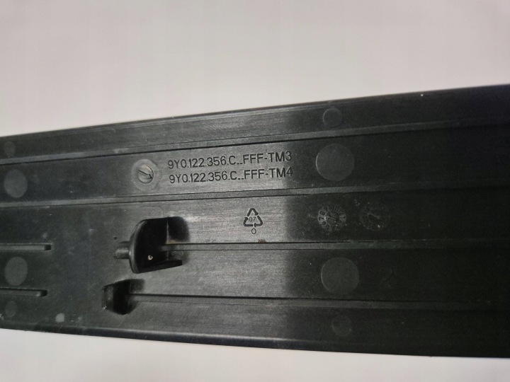 PORSCHE CAYENNE 9Y0 9Y0122356C GUIDE D'AIR