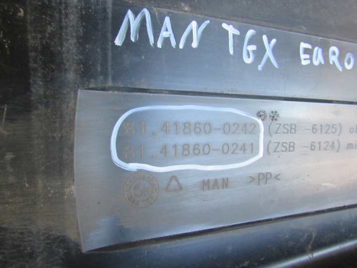 CHÂSSIS PROTECTION AKUMULATOROW MAN TGX EURO 6 12-17 R. 81418600242