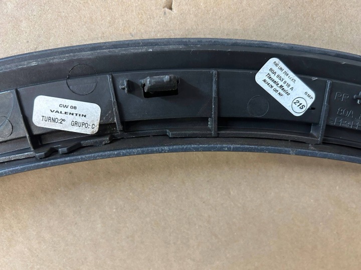 MOULURE GARDE-BOUE ARRIÈRE DROITE AUDI Q5 II 17- 80A853818
