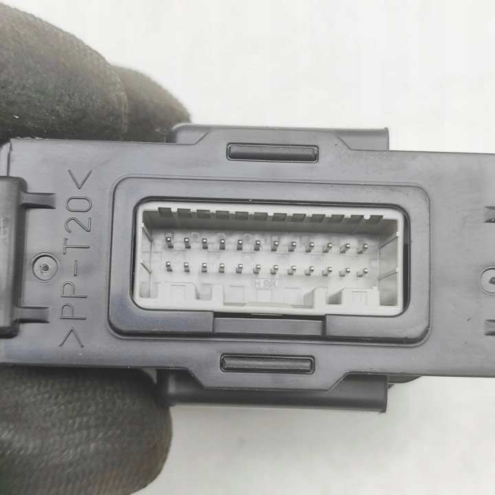 CONTRÔLEUR POMPES ABS NISSAN NP300 NAVARA PICK-UP (D23) 284E74JA0C 35359022