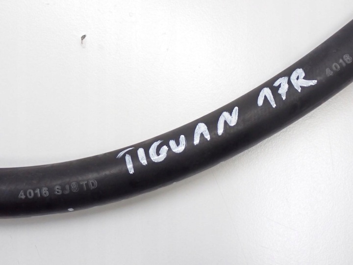 TUYAU FIL TUYAU CLIMATISATION 5QF816743 VW TIGUAN II 5NA 1.4 TSI CZE 17R