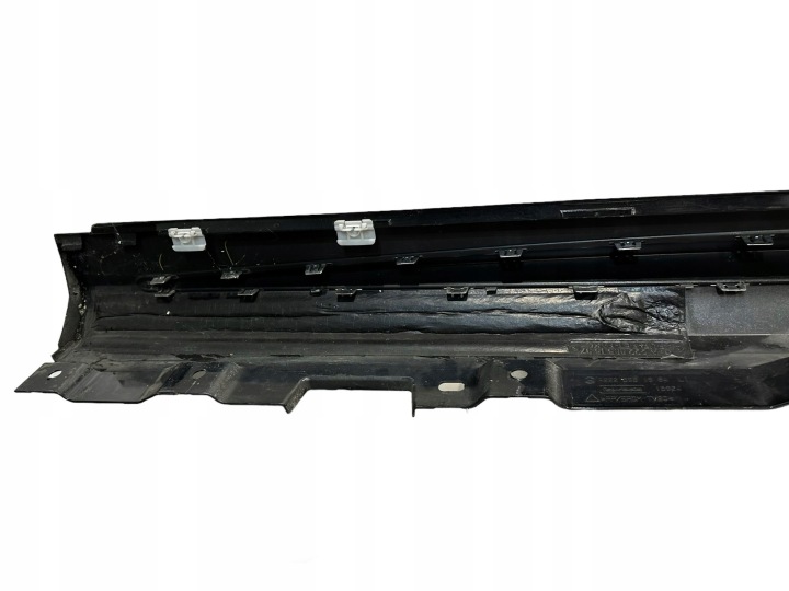 MERCEDES ESSENCE AVEC MOULURE SEUIL LH A2226981954 A2226902540