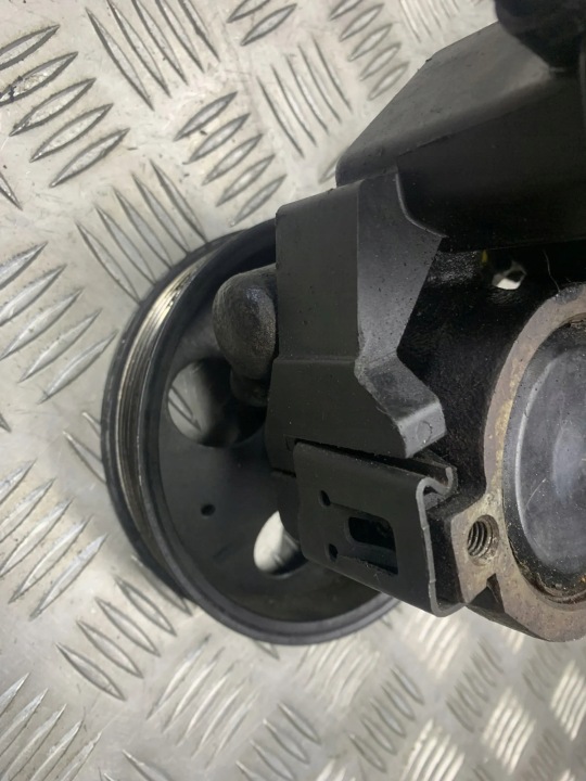 SUPPORT CAOUTCHOUC OPEL VECTRA B (36_) 90495957 2.0L DIESEL 74KW 2000