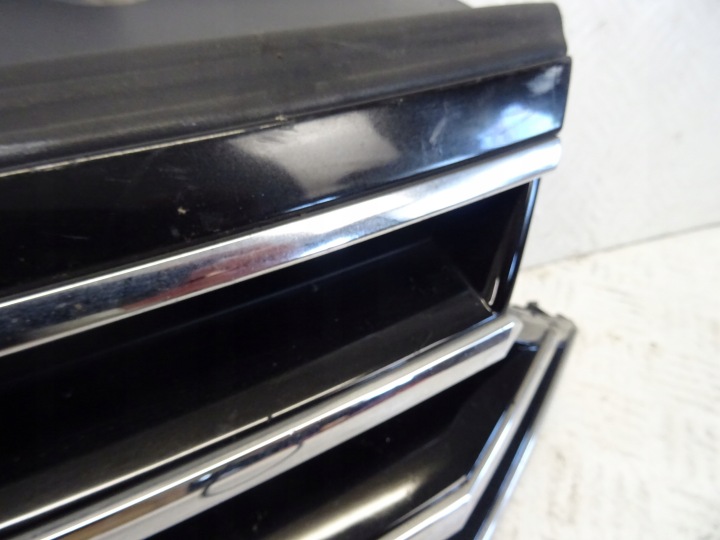GRILLE CALANDRE AVANT AVANT VW PASSAT B8 3G0853653