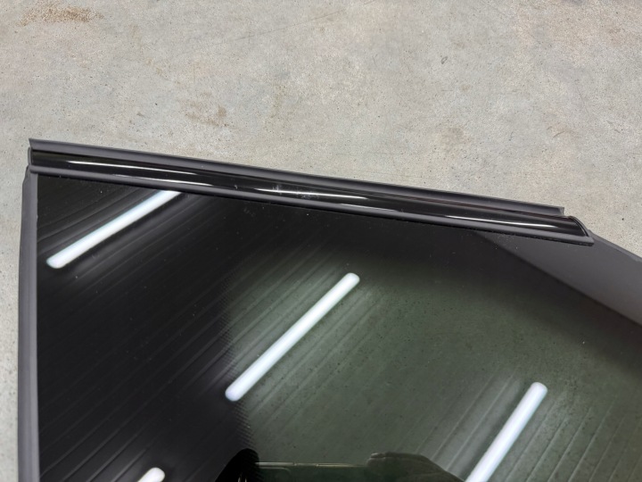 VITRE CARROSSERIE SKODA KODIAQ II LIFT 57H845297C GAUCHE GAUCHE ARRIÈRE PARFAITE 24R