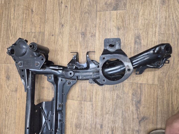 BMW F20 F21 F22 F23 F30 F31 F32 F36 CHÂSSIS POUTRE CHÂSSIS BANC AVANT X-DRIVE