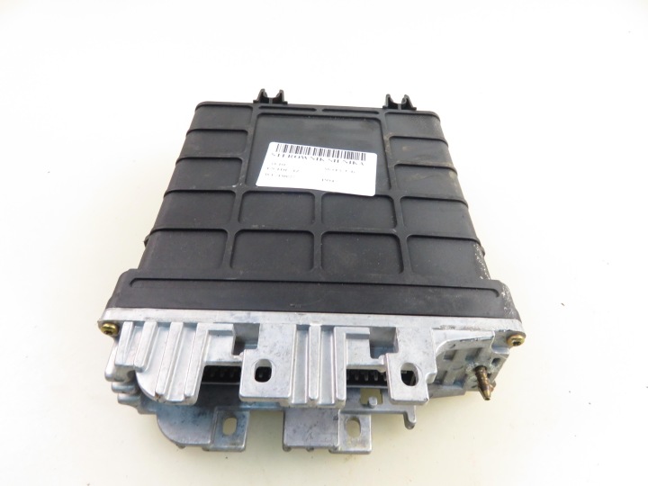 CONTRÔLEUR AUDI A6 C4 1.9 TDI 028906021J 0281001258259