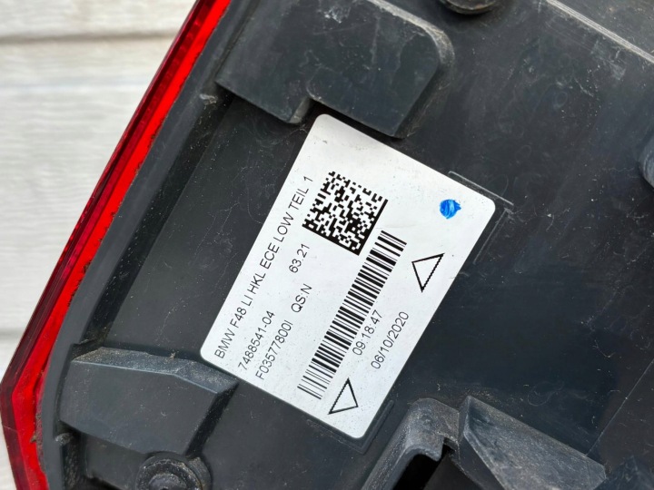 BMW X1 F48 LIFT PHARE GAUCHE DROITE ARRIÈRE EUROPE 2020R. 7488541 7488542