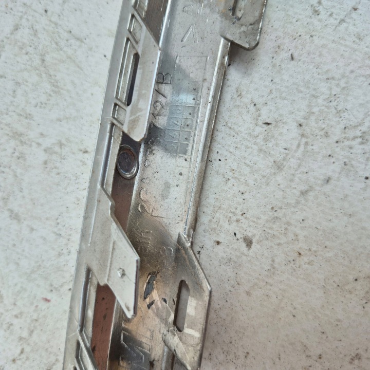 VW T-ROC MOULURE CHROME PARE-CHOCS AVANT DROIT 2GA853712