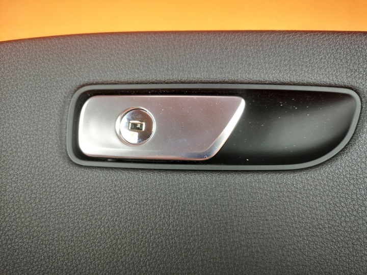 AUDI Q7 4M BOÎTE À GANTS PASSAGER CLIMATISÉ SOUL