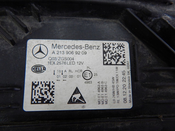 MERCEDES E W213 LIFT COMPLET LED PHARE DROITE AVANT DROIT AVANT A2139069209
