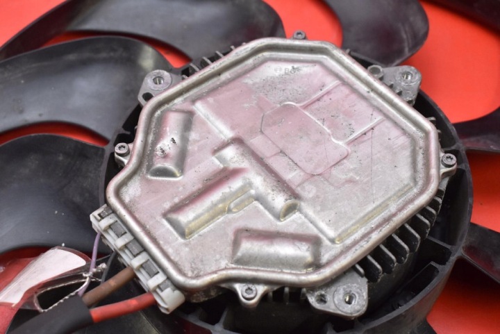 VENTILATEUR 1137328741 OPEL INSIGNIA B 1.6 TURBO 200 KM 17-20