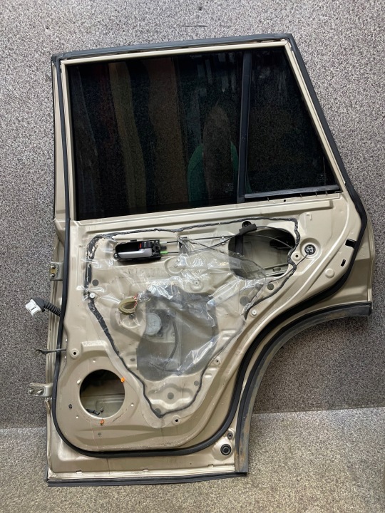 PORTES DROIT ARRIÈRE ARRIÈRE MOULURE SUZUKI GRAND VITARA 2 II ZDK C12 COULEUR DORÉE 200UMFE