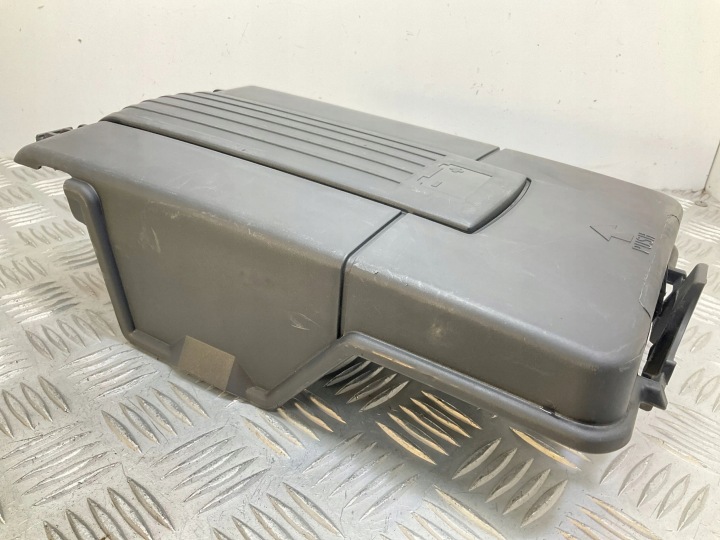 2010 VOLKSWAGEN JETTA VI SUPPORT BATTERIE 1K0915333H