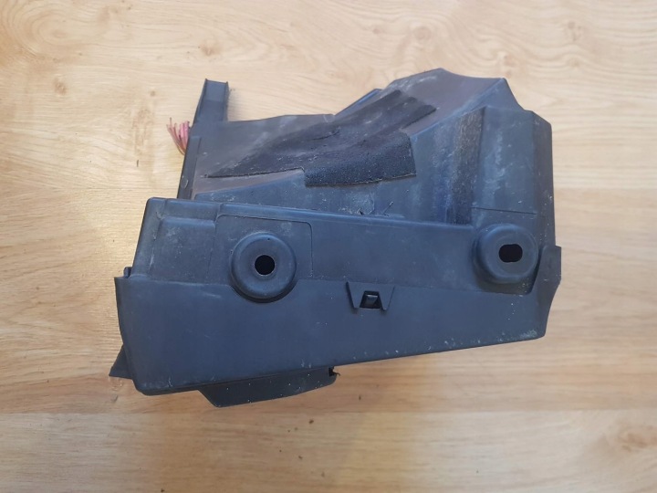 BOÎTE FUSIBLES RELAIS CHÂSSIS RENAULT MEGANE SCENIC II 1.6