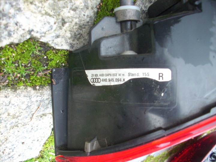 VW TOUAREG 7P0 PHARE ARRIÈRE DROITE DANS COUVERCLE DE COFFRE EW, AUDI A3 8V A6 C7 A8 D4