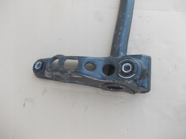 POUTRE ARRIÈRE AXE MERCEDES A CLASSE W168 1683506600
